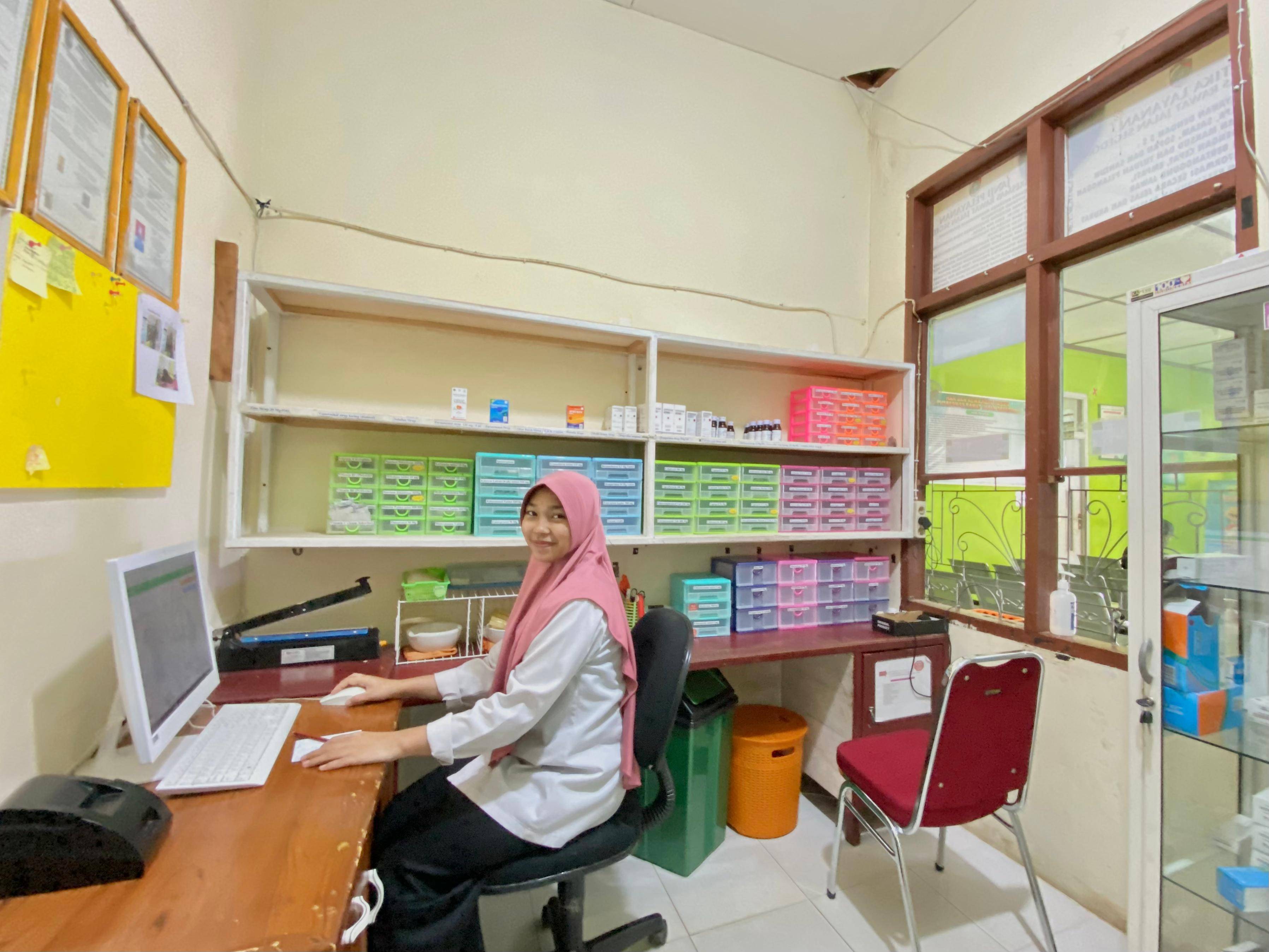 Lintas klaster Kefarmasian